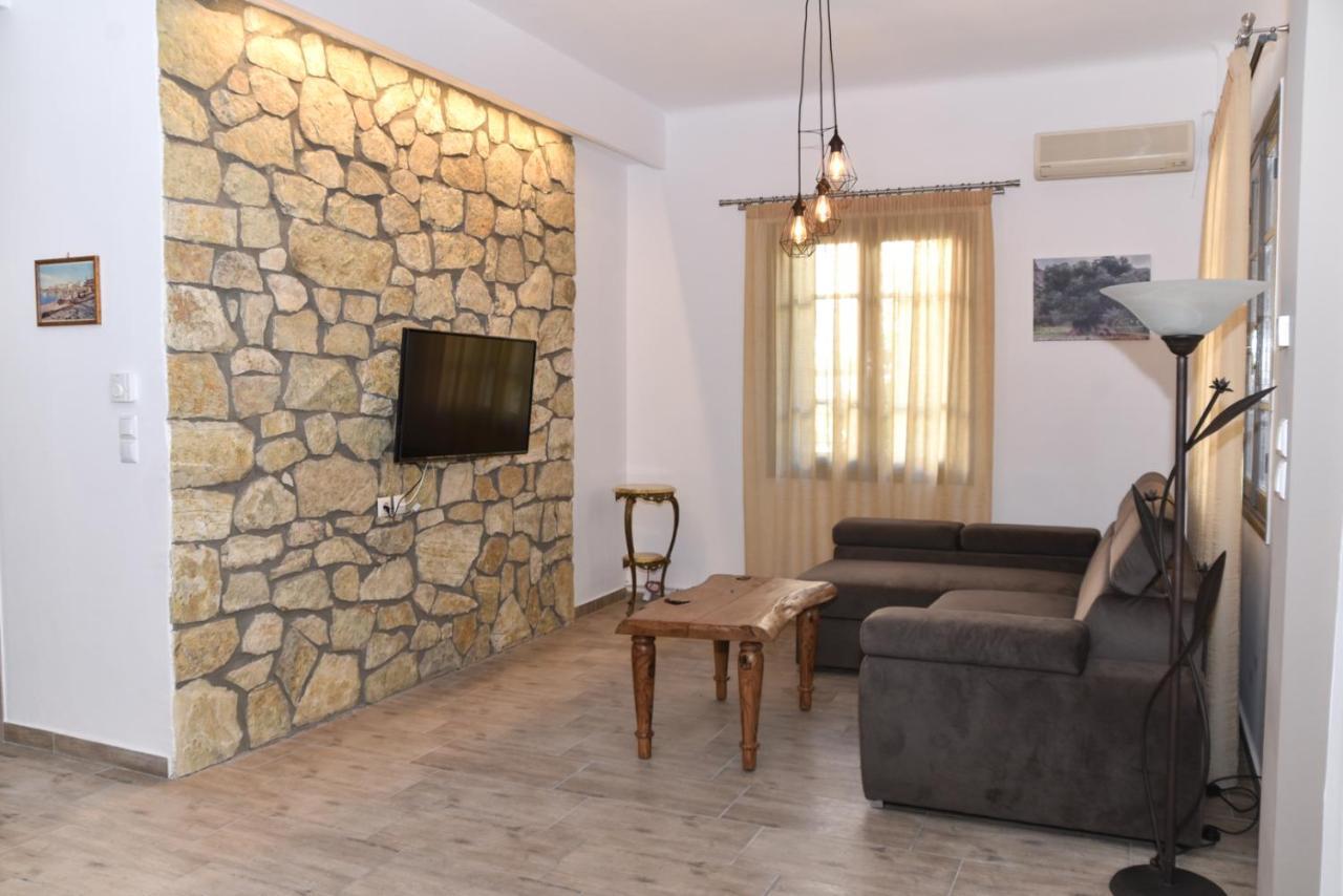 Casa Galini Appartement Kalamáta Buitenkant foto